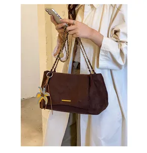 Women's Fashion Suede Shoulder Bag Chain Crossbody Bag Stylish Casual Underarm Bag