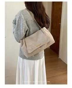 Minimalist suede shoulder bag for women retro chic chain crossbody bag elegant daily purse