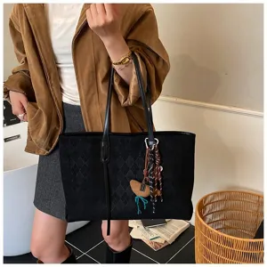 Large capacity suede argyle tote bag for women, vintage commuting single shoulder bag.