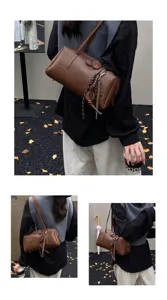 Retro PU leather shoulder bowling bag, vintage underarm pillow handbag for women commuting.