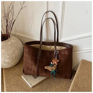 Large capacity suede diamond lattice tote bag for women, vintage commuting single shoulder handbag