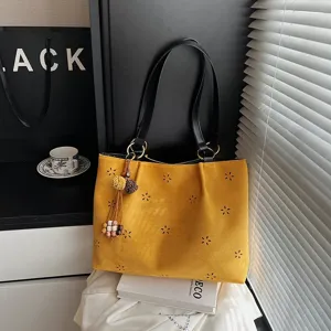 Koreanischer Stil Vintage Wildleder hohle Blume Schulter Tote Tasche Damen Handtasche.