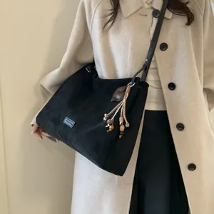 Retro suede shoulder bag for women, large capacity casual crossbody handbag for autumn winter.
