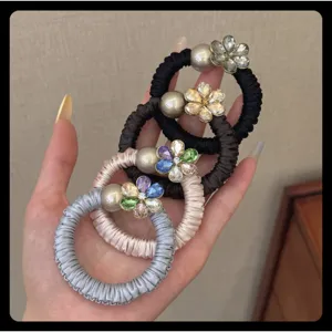 Elastici per capelli con fiori di strass e perle alta elasticità accessori dolci coreani