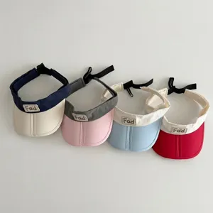 Kids color-block empty top sun hat detail view, summer children sunshade uv protection visor.