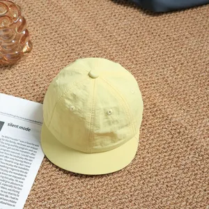Solid color quick-dry baseball cap for baby, breathable outdoor sunshade casual hat.