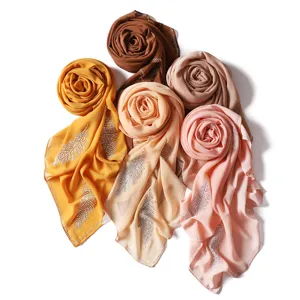 Dames Mode Chiffon Vierkante Sjaal Moslim Hijab Strass Blad Hoofdsjaal Lichtgewicht Ademend Dagelijkse Kleding