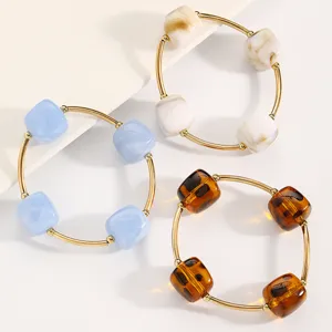 Minimalistisches quadratisches Harzperlen Stretch Armband Set für Damen Modeschmuck Alltag.