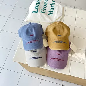 Cappellino da baseball ricamato per bambini, cappello morbido casual per ragazzi e ragazze.