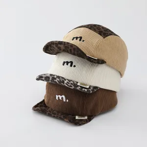 Kinder Cord Kappe mit Leo Print und süsser Stickerei für Jungen und Mädchen im Winter