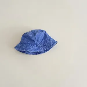 Kids blue denim bucket hat, washed cotton casual solid sun hat for boys and girls.