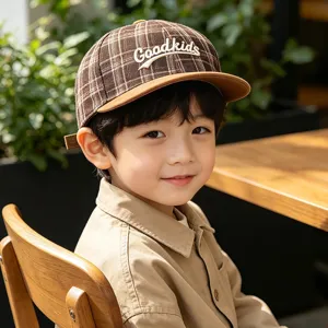 Gorra de béisbol a cuadros con visera plana para niños, sombrero de sol hip-hop elegante.