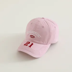 Gorra de beisbol rosa de algodon para ninos con texto bordado y numero 21 en la visera.