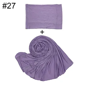 Einfarbiges Baumwolle Modal Damen Schal und Unterziehkappe Set, weiches lila Hijab Set.