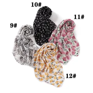 Foulard carré en mousseline imprimé floral hijab, couvre-chef musulman léger pour femmes.