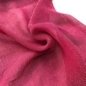 Tejido de rayón con purpurina metálica suave para bufandas largas y chales elegantes.