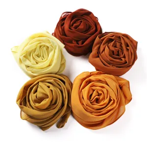 Chiffon Rosen gerollt Kopftuch Set aus fünf herbstlichen Farben, elegant und leicht.