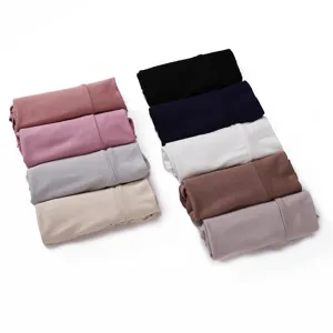 Falso collo in cotone modal tinta unita accessorio versatile donna vista dettaglio colore