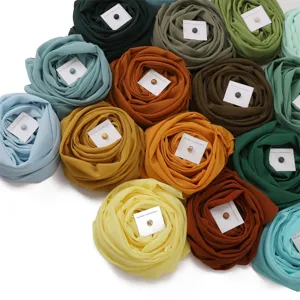 Einfarbiges Chiffon-Schal Set mit starken Magnetnadeln, bunter modischer Hijab neu.