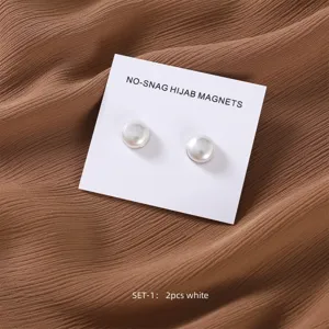 Perlen magnetische Hijab Nadel Set, weiße runde Brosche Knöpfe für Schals Tücher.