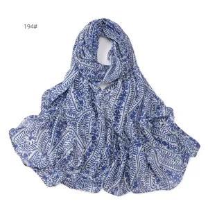 Elegante sciarpa lunga in chiffon con stampa cachemire blu e bianco moda donna