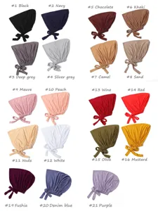 Bonnet sous-hijab souple respirant élastique en modal unicolore réglable pour femmes.