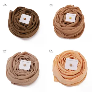Einfarbiges Chiffon-Hijab-Schal-Set mit Magnetnadeln in vier eleganten neutralen Farbtönen.