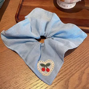 Coletero de pelo de mezclilla azul lindo coreano con parche de corazón de cereza bordado mujeres.