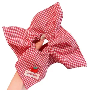 Coletero a cuadros rojos y blancos con bonito bordado de manzana para mujeres y niñas diario