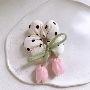 Chic coletero floral con colgante de tulipán, accesorio de cabello elegante y bonito.
