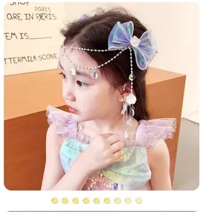 Bonito conjunto de accesorios para el pelo de sirena para niños con diadema de perlas y borlas.