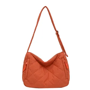 Nylon quilted crossbody tote bag, large capacity puffy shoulder bag for women casual daily use.