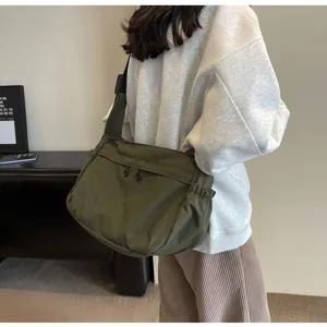 Borsa a tracolla in nylon impermeabile, grande borsa casual da spalla per donna.