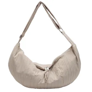Borsa a tracolla plissettata minimalista da donna, grande capacità casual tinta unita borsa crossbody.