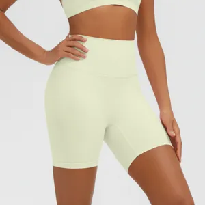 Pantaloncini da yoga a vita alta, abbigliamento sportivo fitness traspirante dettaglio.
