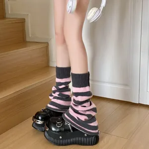 Y2K gestreifte Beinstuermer fuer Damen, gemuetliche Strick Stulpen, modisches Winter Accessoire.