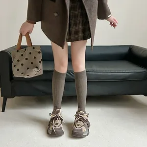 Calze alte a coste marroni da donna, stile retrò vintage moda autunno inverno articolo.