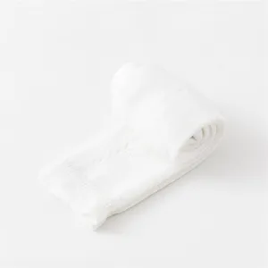 Witte kindermaillot opgerold voor meisjes peuter katoenen legging dagelijkse kleding schattige stijl