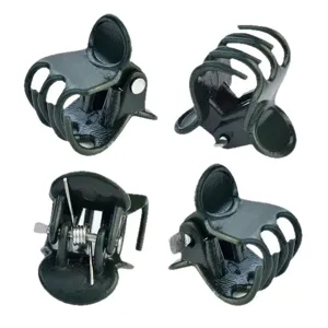 Vue multi-angle de clips de plantes de jardin verts, outil de fixation de serre en métal.