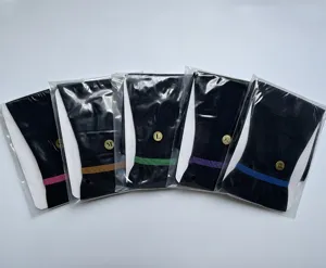 Dettagli delle calze compressive mediche altamente elastiche disponibili in cinque taglie e colori.