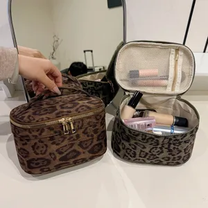 Large Capacity Leopard Print Makeup Bag Portable Travel Cosmetic Toiletry Pouch Zipper Storage Bag For Women