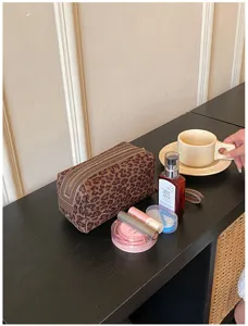 Leopard print cosmetic bag travel portable makeup pouch vintage toiletry storage bag