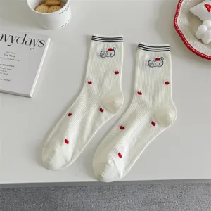Cute cat embroidered white cotton mid-tube socks, breathable and comfortable summer socks.