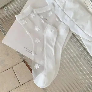 Damen dünne transparente Seidensocken weiß süße Stern Stickerei atmungsaktive Socken