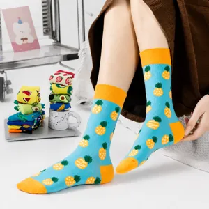 Modieuze katoenen sokken met ananas patroon voor dames en heren, schattige casual dagelijkse kleding.