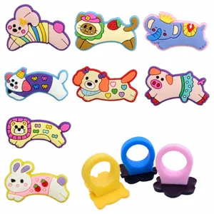 Anello in gomma morbida PVC animale cartone animato carino giocattolo per bambini