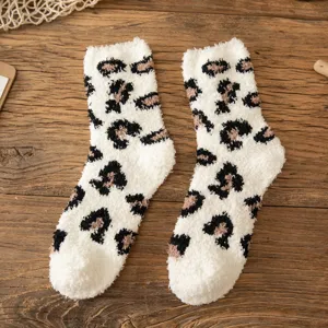 Fluffy coral fleece fuzzy socks for women, thick warm winter mid-tube floor sleep socks.