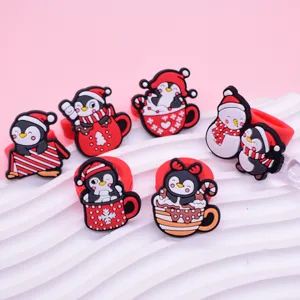 Noël Manchot Bague en Caoutchouc Souple PVC Mignon Cartoon Enfants Bague Enfants DIY Bijoux Cadeau de Fête Festive Accessoires