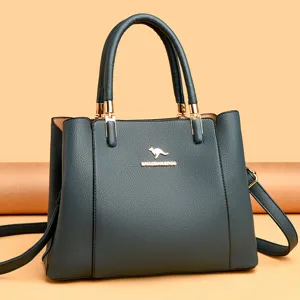 Stijlvolle dames handtas van leer, casual schoudertas met handvat en handige crossbodyriem.