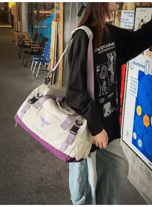 Large capacity travel duffel bag, sports gym bag with shoulder strap for outdoor and business.